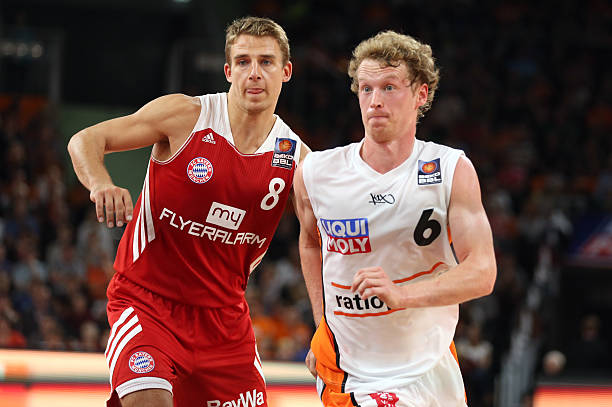 斯表现依旧 斯表现依旧