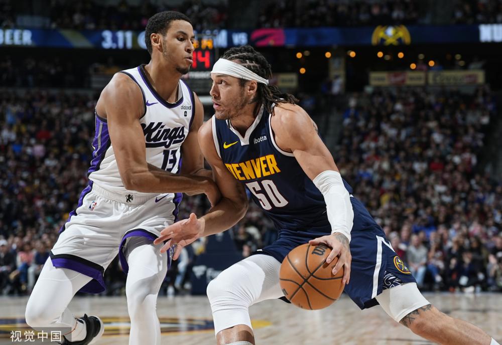 他在关键时 他在关键时